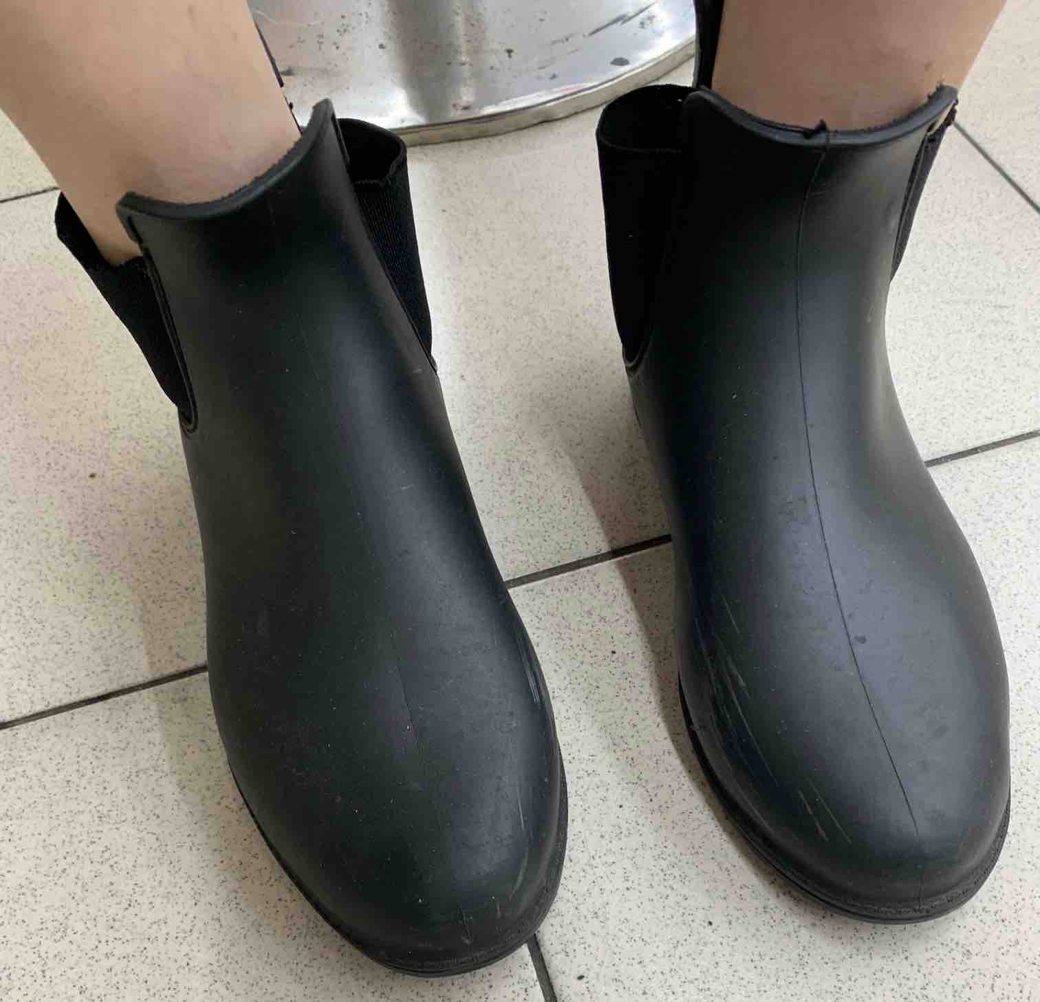 黑色雨鞋 - GC贈物網